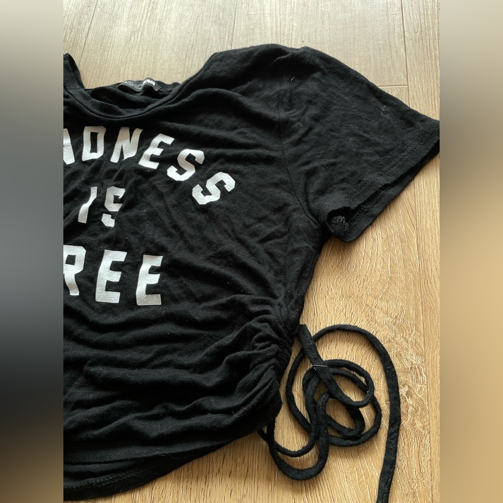 Fashion Nova Kindness Is Free Side Ruched Crop Top - Picture 4 of 6